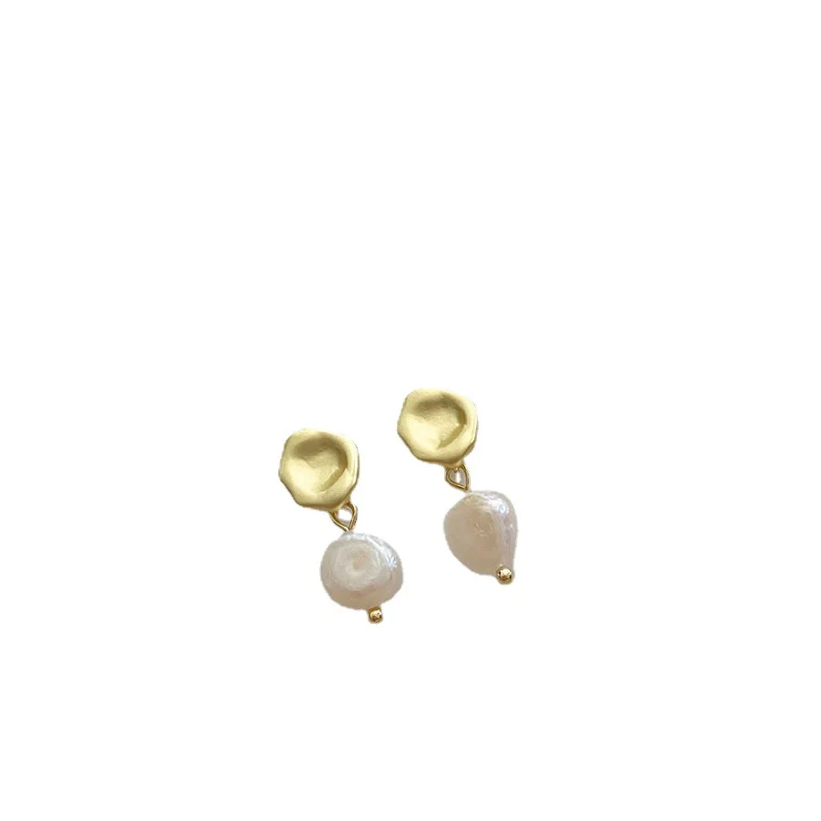 

Fashion Earrings Luxury Premium Sense Niche Design Gold Titanium Steel Natural Pearl Earrings Pendant Womens Jewelry Accessories