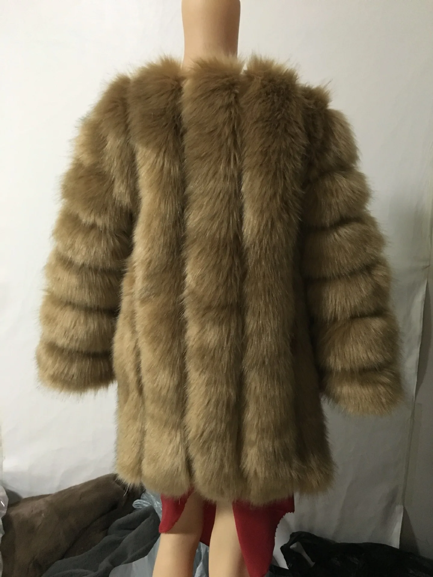Winter Imitation Fox Fur Coat Women's New Mid-length Long-sleeved Coat Wholesale Imitation Faux Fur Coat Long Winter Jacket