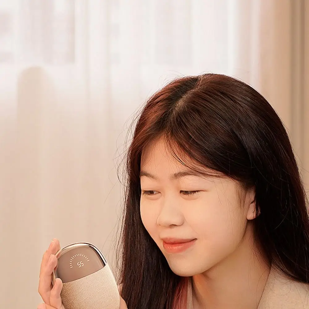 USB-C перезаряжаемая карманная плюшевая грелка для рук с цифровым экраном