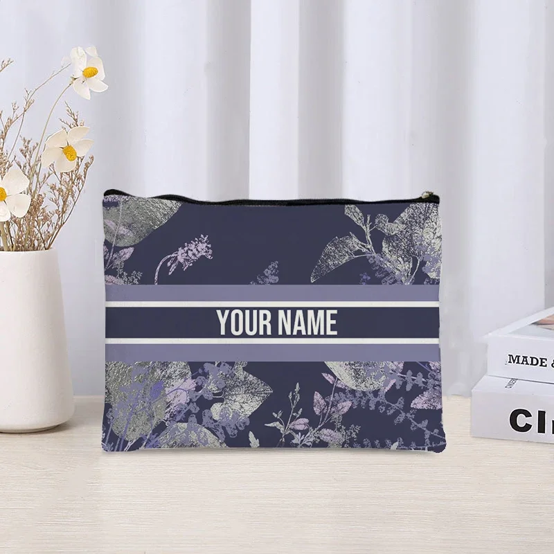 

Винтажная цветочная косметичка с именем