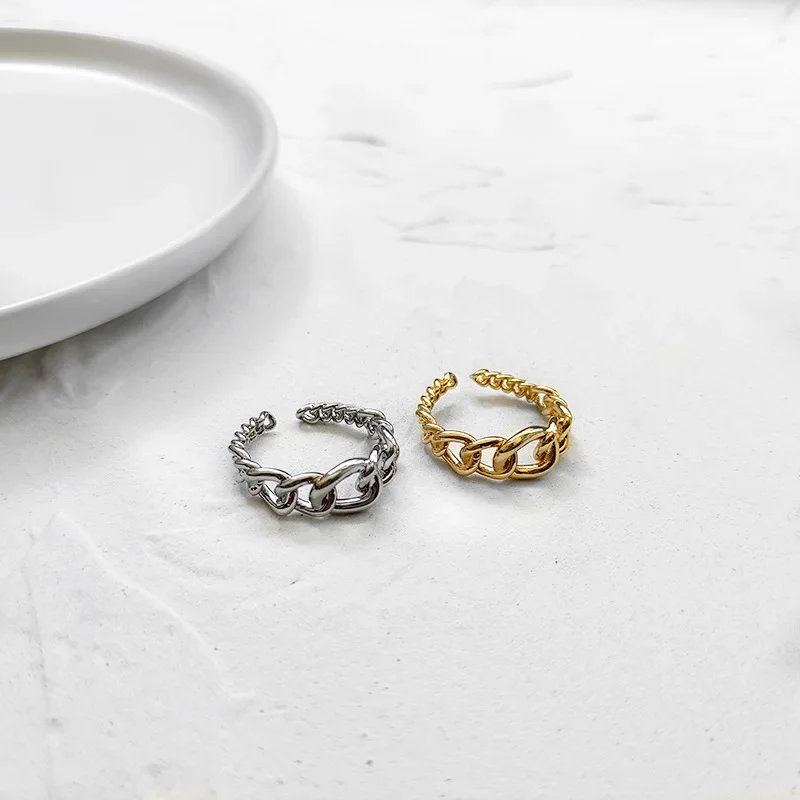 Простое металлическое кольцо-цепочка женское внутреннее холодное стильное