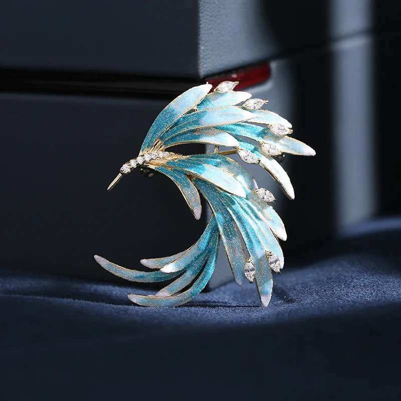 

New Chinese Style Elegant Temperament Retro Gradual Feather Phoenix Breast Flower Qipao Dress Accessories Pin Brooch Woman Gift
