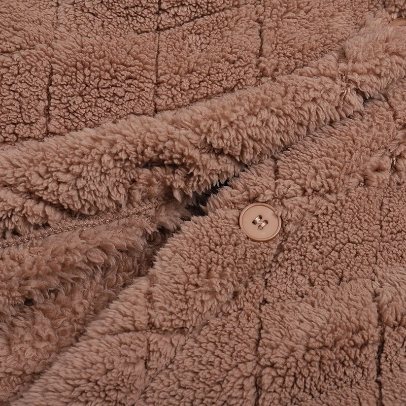 Рисунок 5 - Женское флисовое бархатное пальто