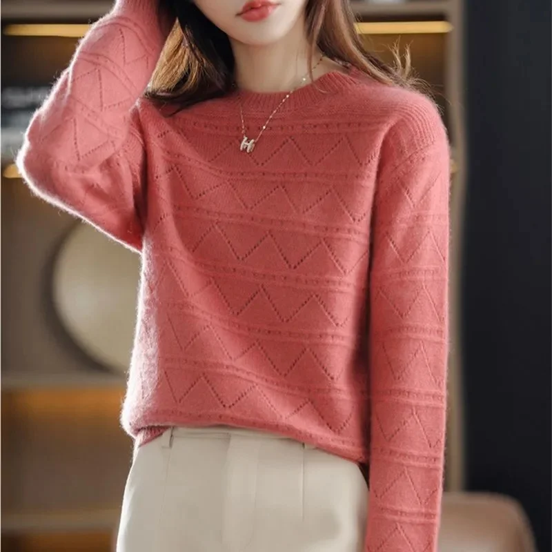 Женский трикотажный пуловер с длинным рукавом и круглым вырезом