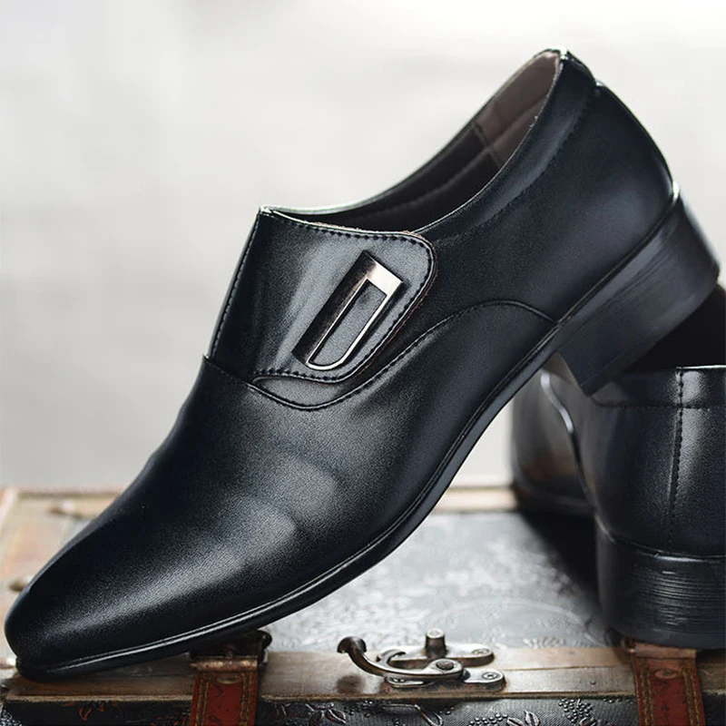 Мужские повседневные кожаные туфли деловые с пряжкой износостойкие