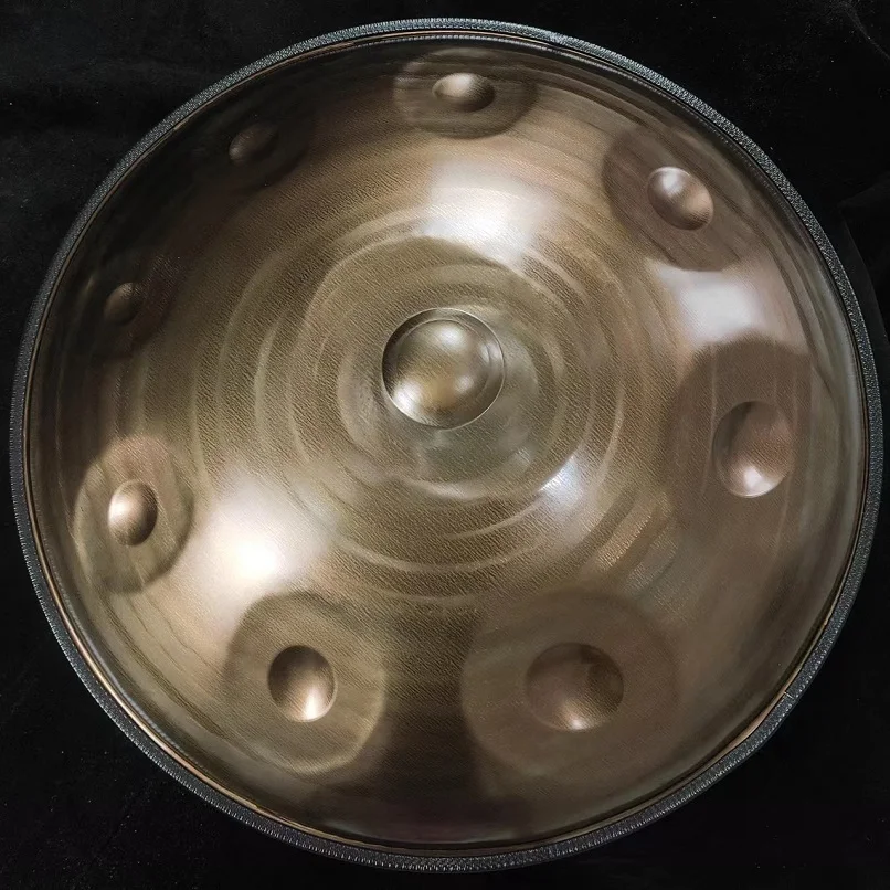 

16-дюймовый ручной барабан HandPan Барабан из нержавеющей стали Ударный инструмент Барабан HANDPAN 440Hz 9tone 432Hz F Major 9tone Handpan F Amara 9tone Steel Drum F3 C4 bE4 F4 G4 bA4 bB4 C5 bE5 Уличные выступления Руч