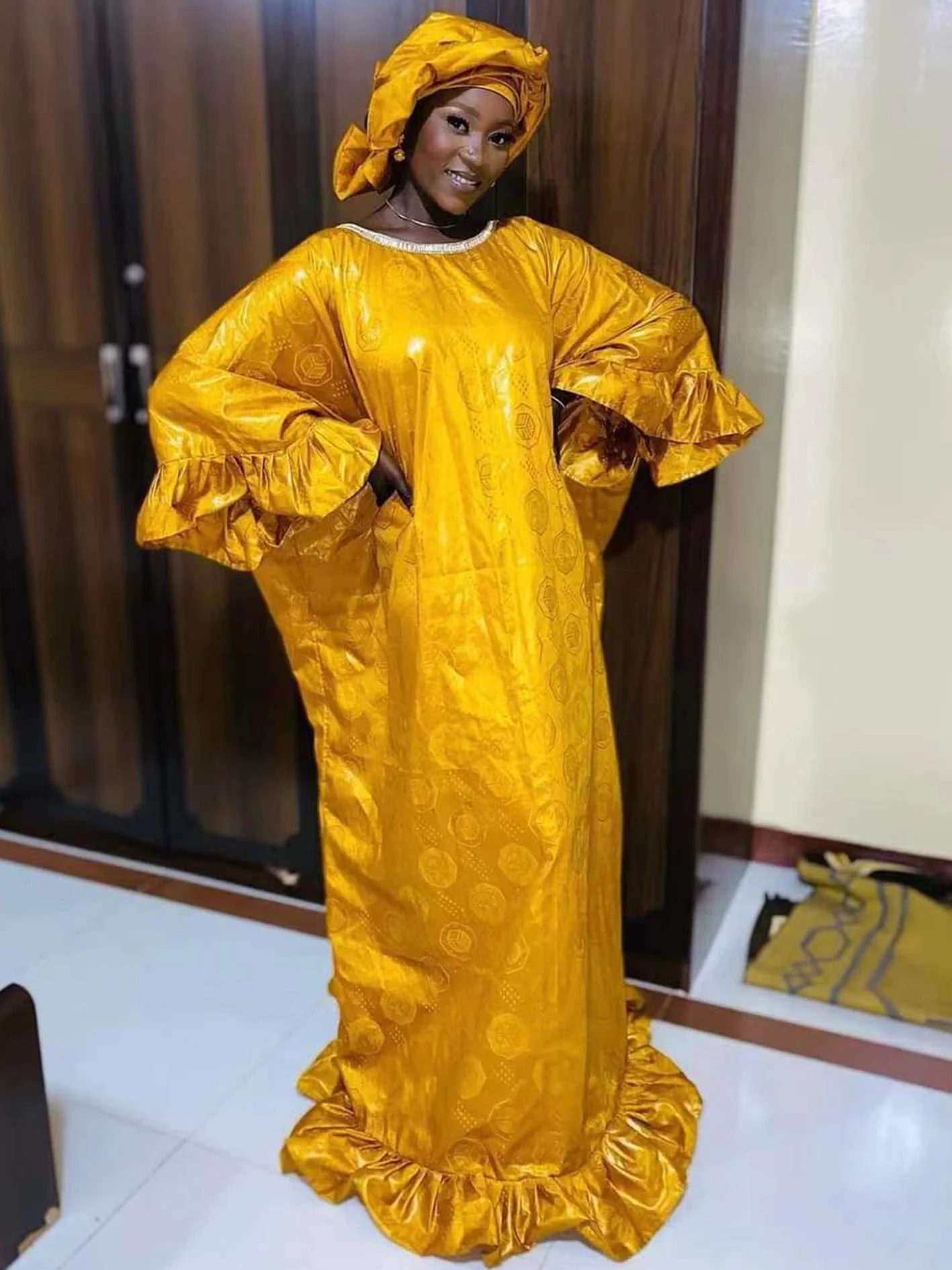 

Новейшие стильные нигерийские Повседневные Вечерние платья рянады с халатом длинные платья с шарфом высококачественные вечерние платья б...