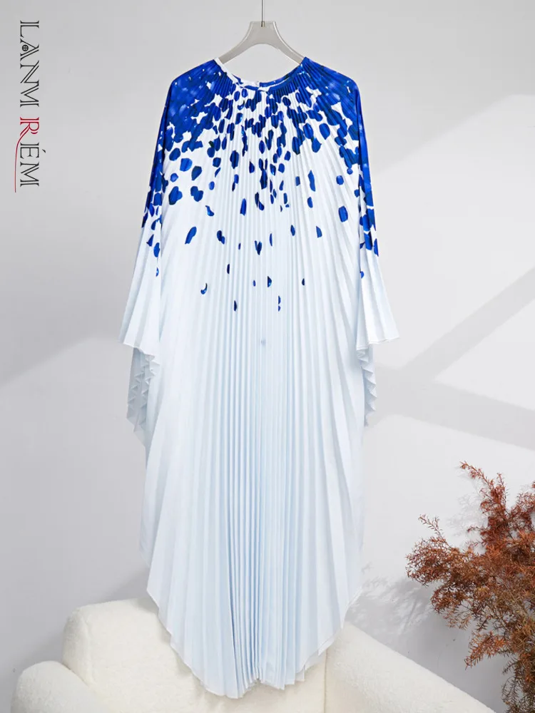 

LANMREM High End Printed Pleated Dress For Women Round Neck Long Batwing Sleeves Dresses Fashion Tide Clothing 2023 New 32D265