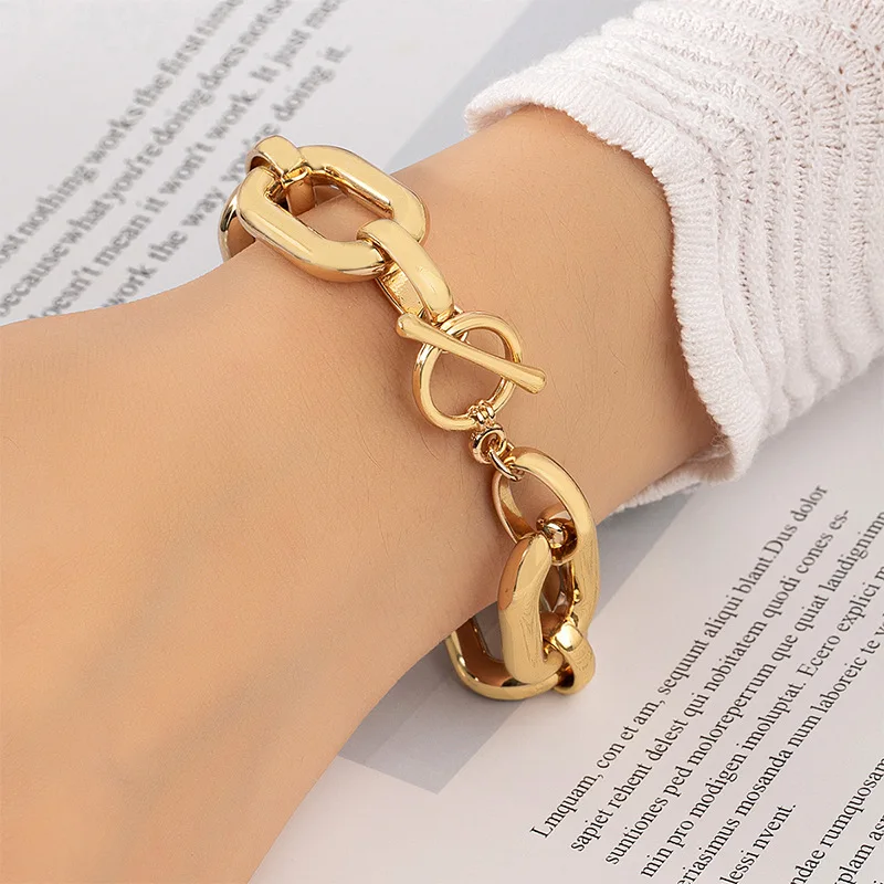 

Fashion Hip Hop Punk Bracelet Girls Exaggerated Statement Women's OT Buckle Thick Chain Bracelet Couple's Bangles Wholesale