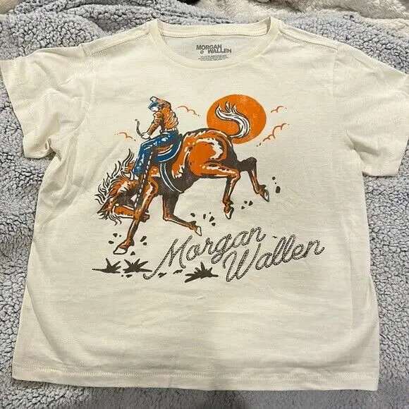 Футболка с коротким рукавом в классическом ретро стиле