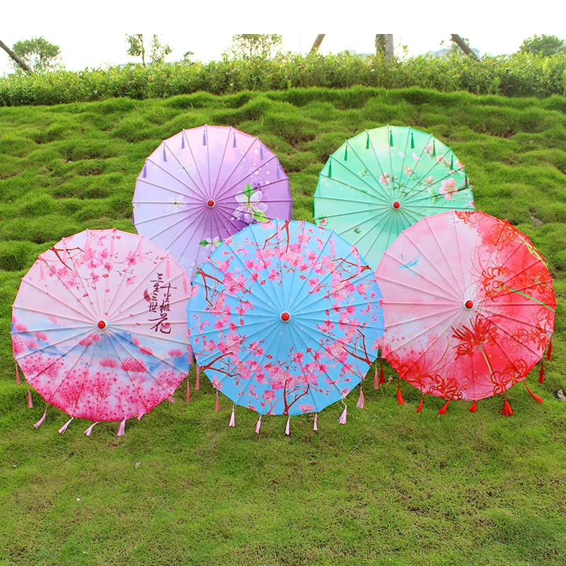 Цветы кисти зонтики. Зонт с бахромой.