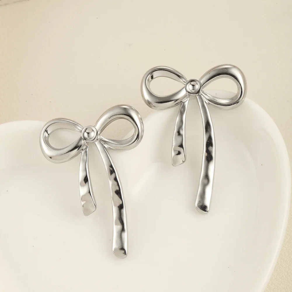 Новинка 2024 роскошные дизайнерские серьги-гвоздики с милым бантом женские для