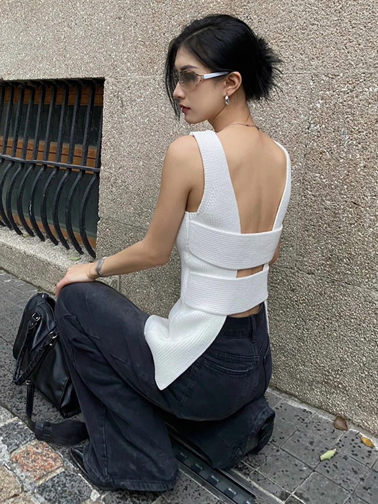 

XITAO Solid Color Backless Knit Sexy Sleeveless Tanks Pullover 2023 Summer New Simplicity All-match Street Trendy Top DMJ1379