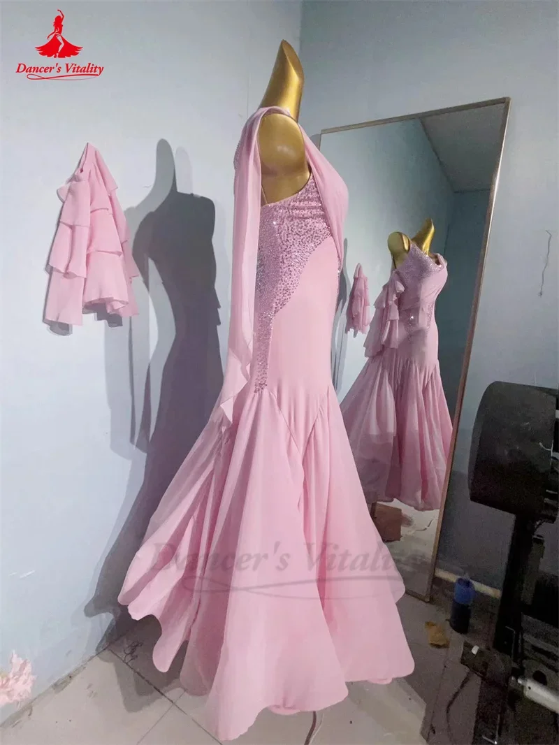 Стандартные Бальные платья для женщин Индивидуальный размер Вальс Модер Одежда