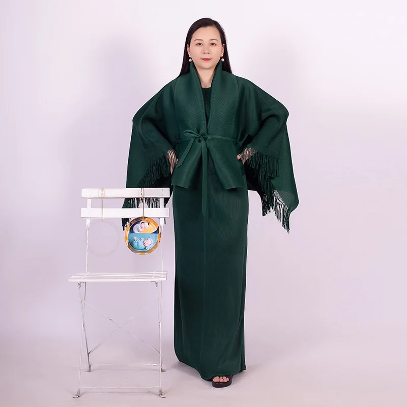 

Miyake Pleated Two-Piece Fashion Long Bottom Dress Loose Lace-up Fringed Cape Summer 2023 Womenswear Tassel Dress Suit