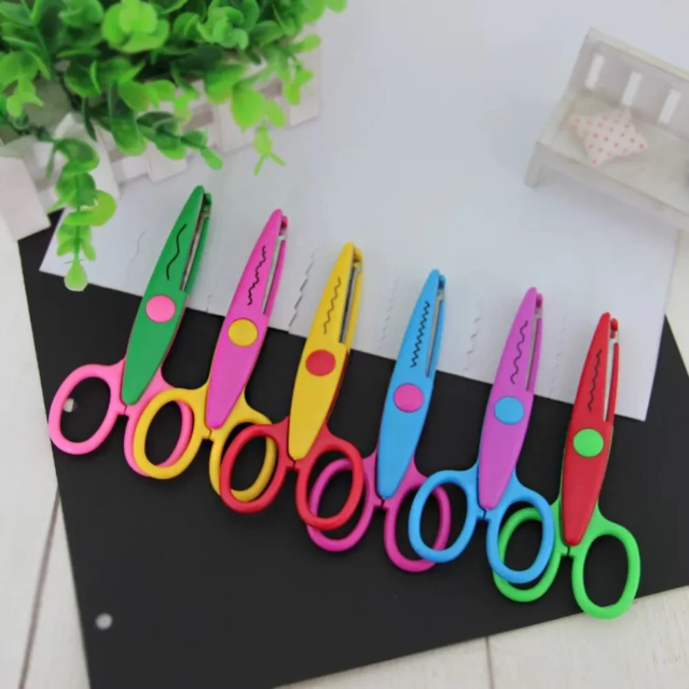 

DIY handmade shear paper pinking cut handicraft student kid creative diary craft album Scrapbook photo scissor