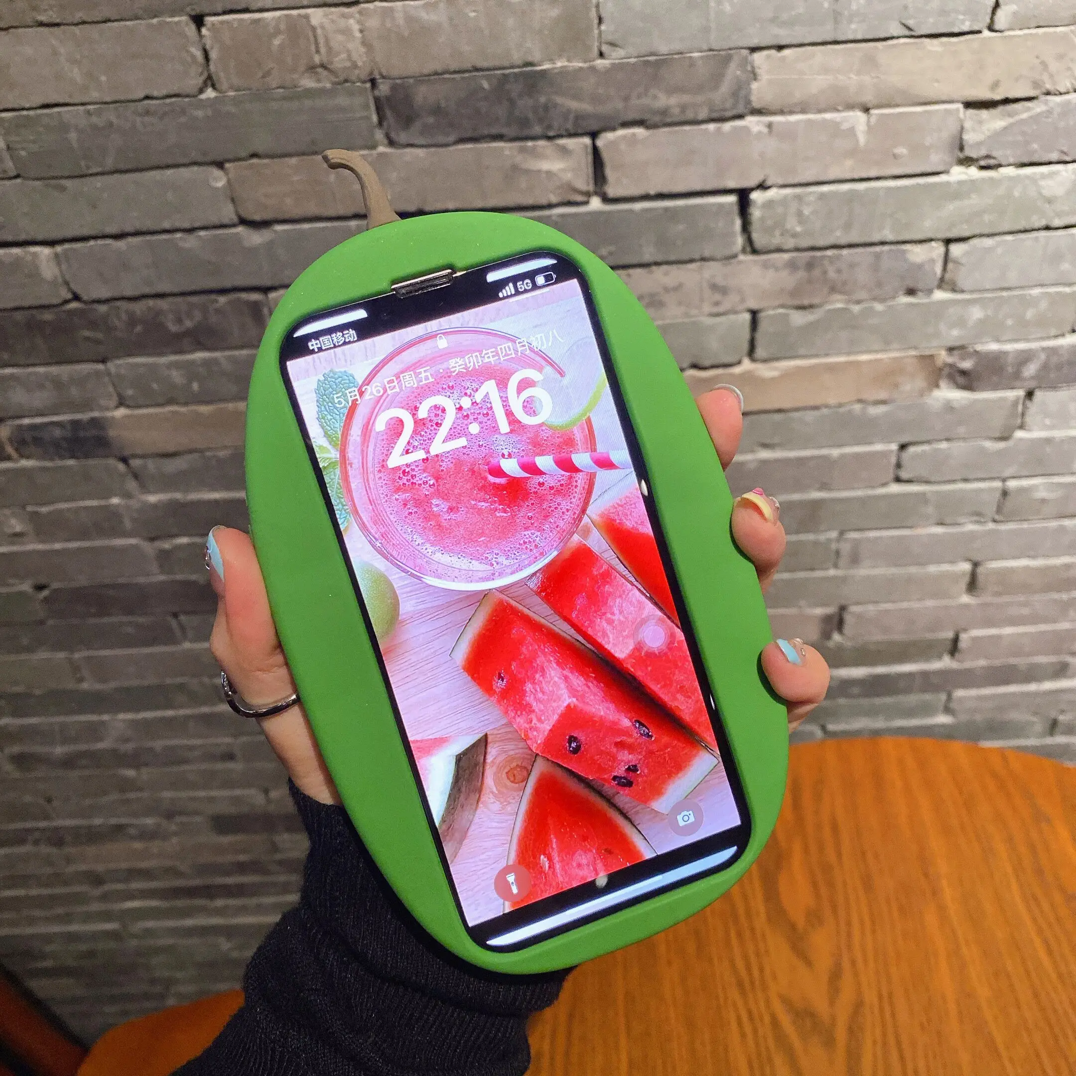 Фото Креативный Забавный силиконовый чехол с 3D арбузом для iPhone 15 14 Plus 13 Pro Max, задняя крышка для телефона 12 Pro №2
