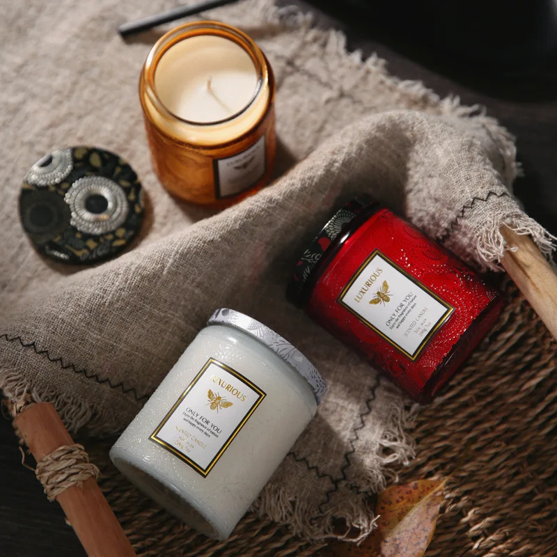 Medium embossed glass creative home fragrance candle smokeless handmade soy wax scented gift box |