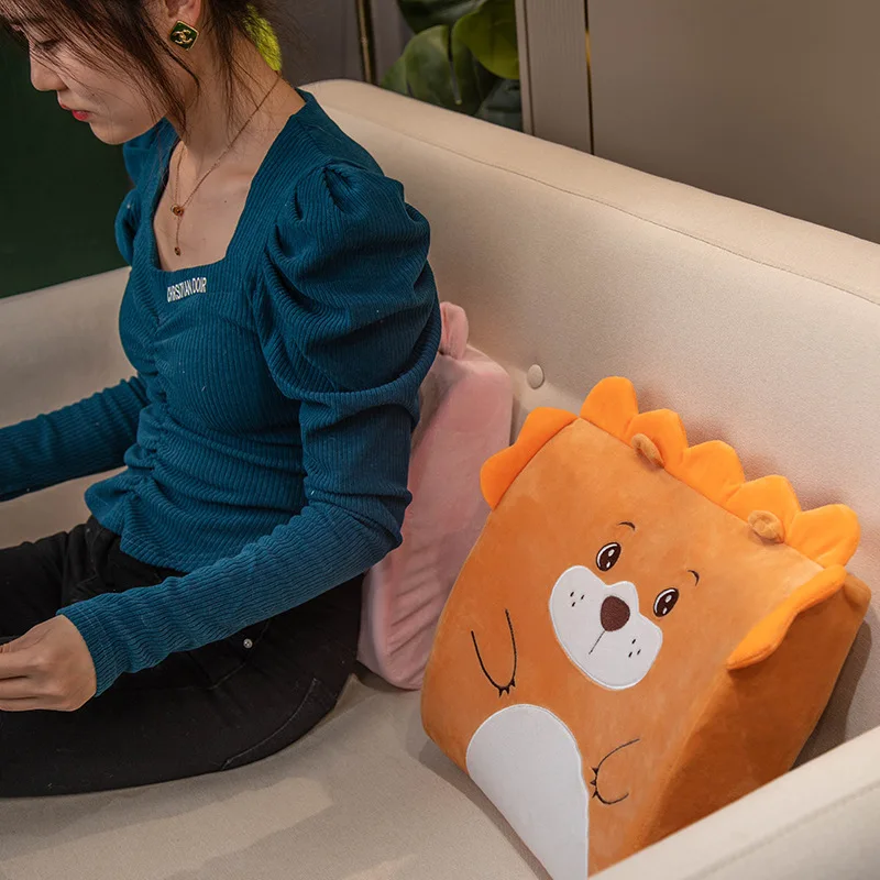 Рисунок 3 - Подушка для сна 35*32*12 см с мультяшными