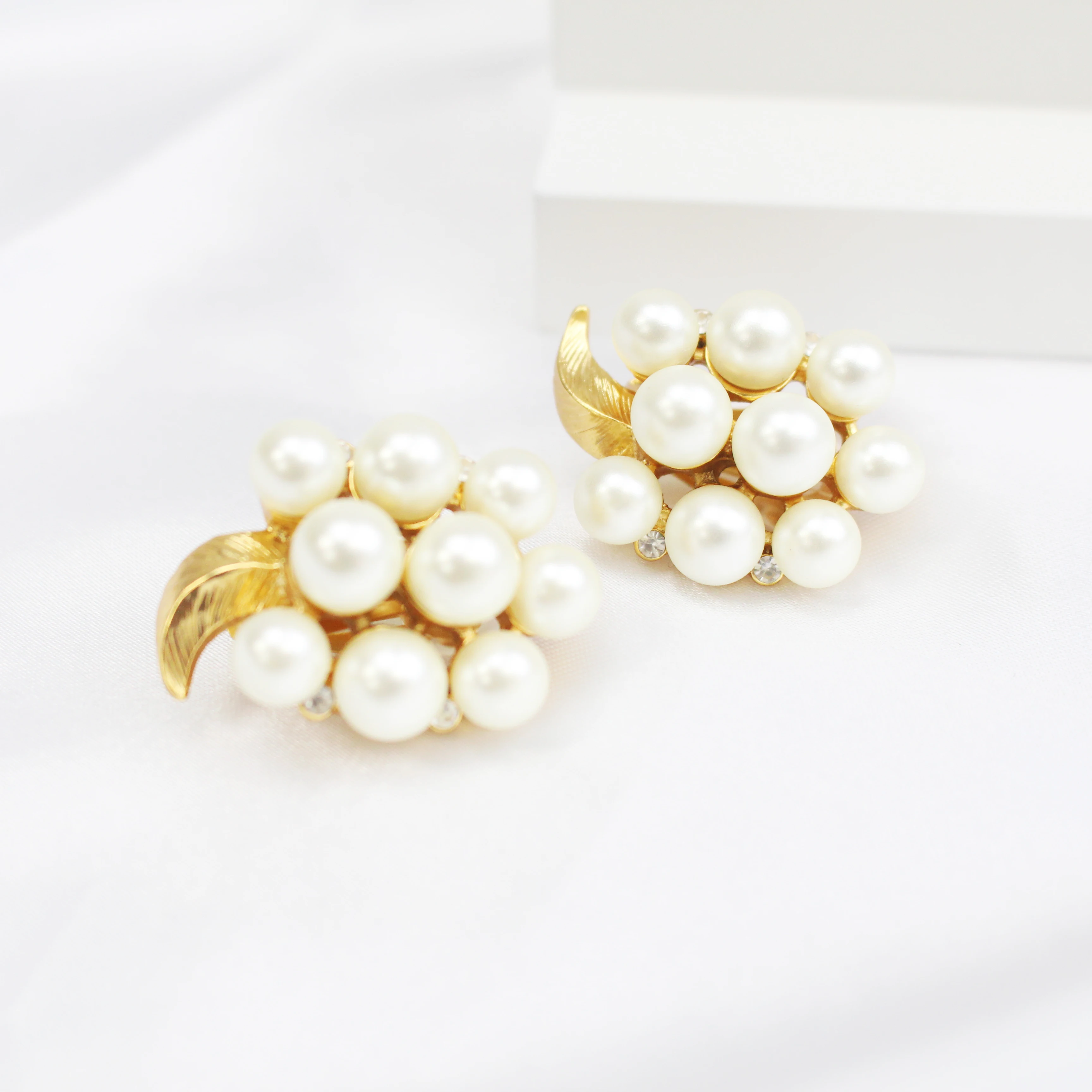 Винтажный дизайнерский эффектный золотой обруч для женщин изысканные ювелирные