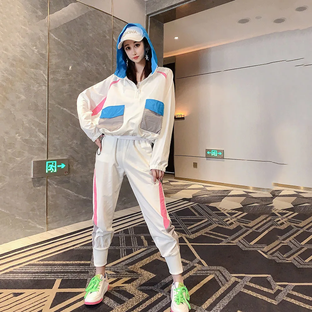 

Casual sports suit women's 2022 Korean New Fashion Loose color matching sweatshirt + Shorts two-piece sets trend