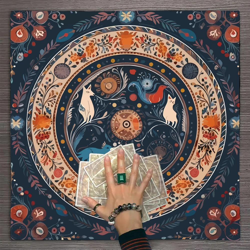 Винтажная круглая скатерть