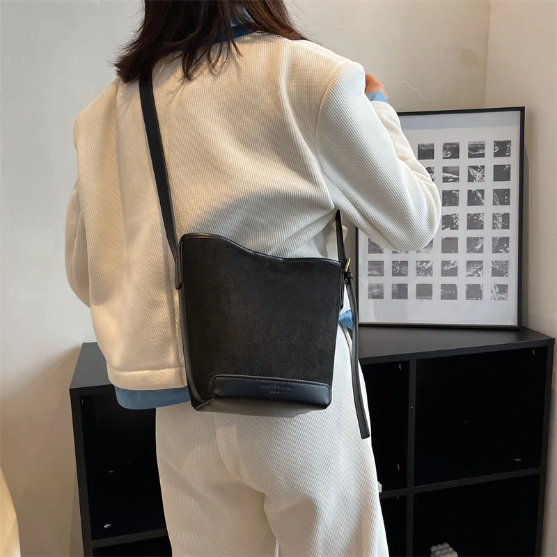 Retro Frosted Leather Commuting Bucket Crossbody Bags for Women Fashion Buns Mother Bag Multi-function Shopping Shoulder Storage
