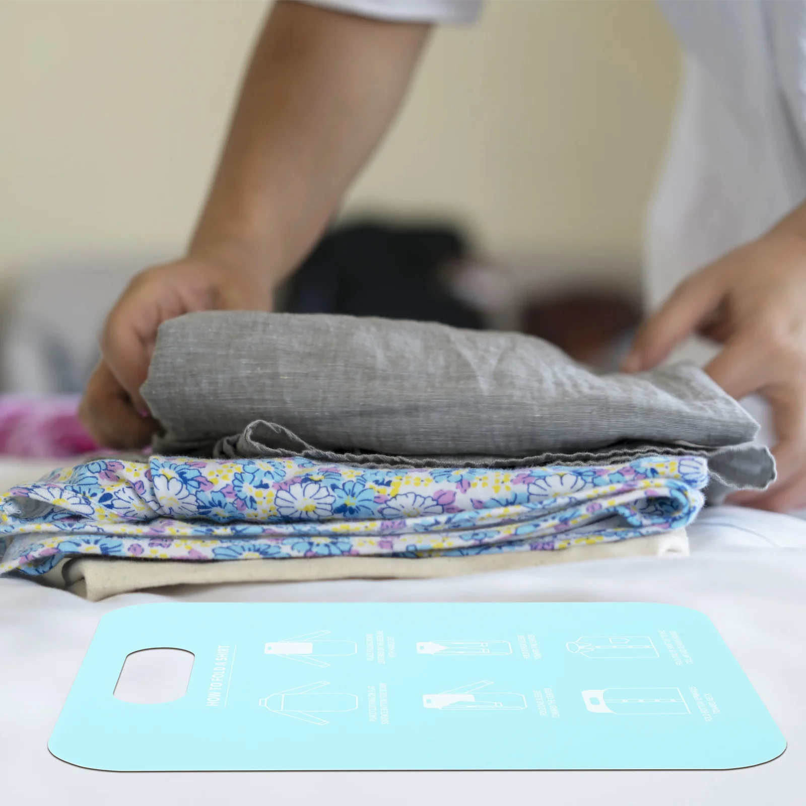 

2 Pcs Clothes Board Anti-wrinkle Stacking Journey Shirt Folding Tool Laundry Folders Plastic Garments Lining Lazy Clothing Form