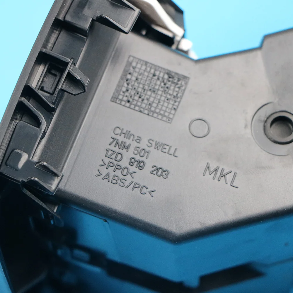 Вентиляционная решетка приборной панели для SKODA Octavia 2004-2013 Yeti 2010 2011 1ZD819702 1ZD819203 -