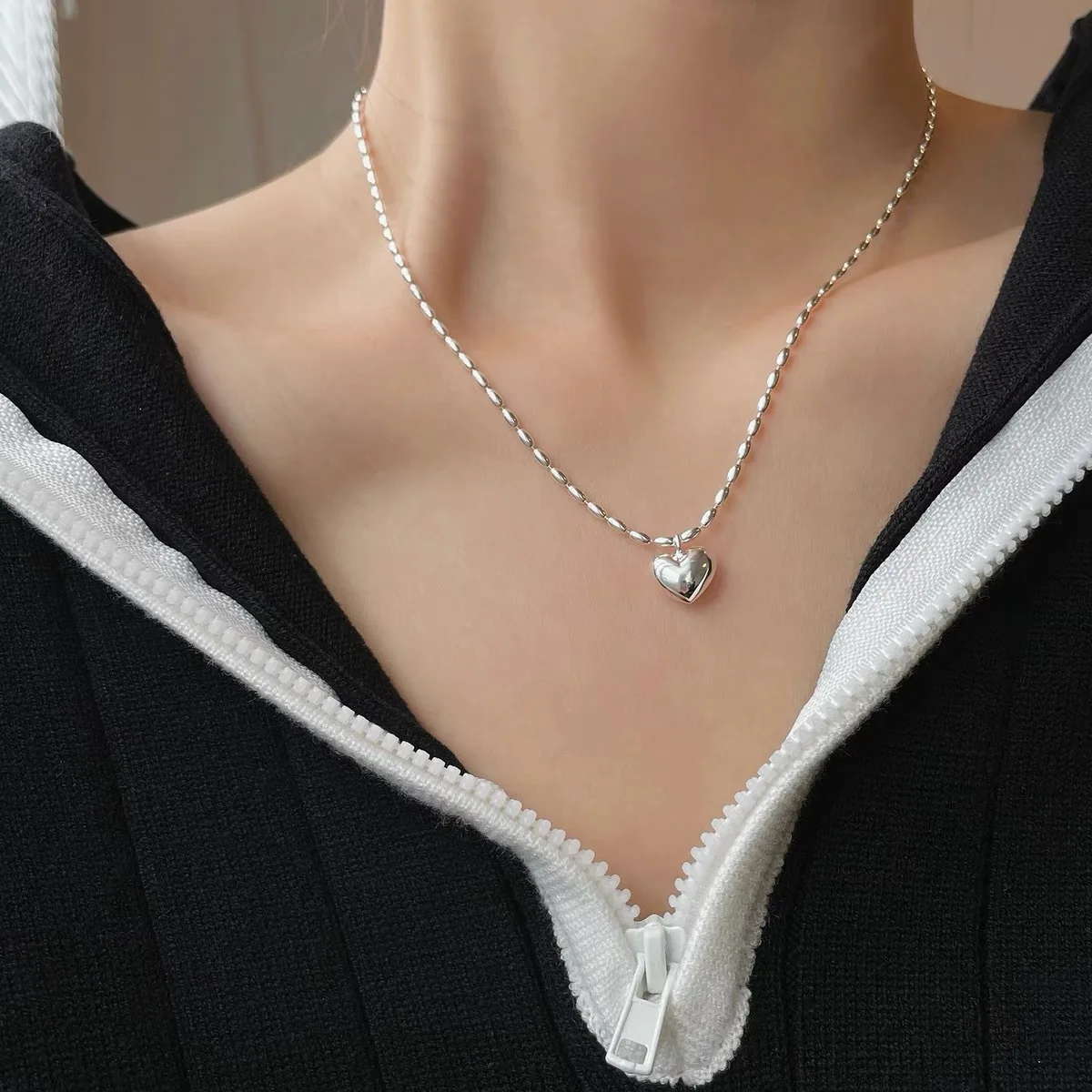

Simple Exquisite Heart Clavicle Chain For Women Korean Fashion Silver Color Pearl Alloy Necklaces Party Jewelry Girls Gifts