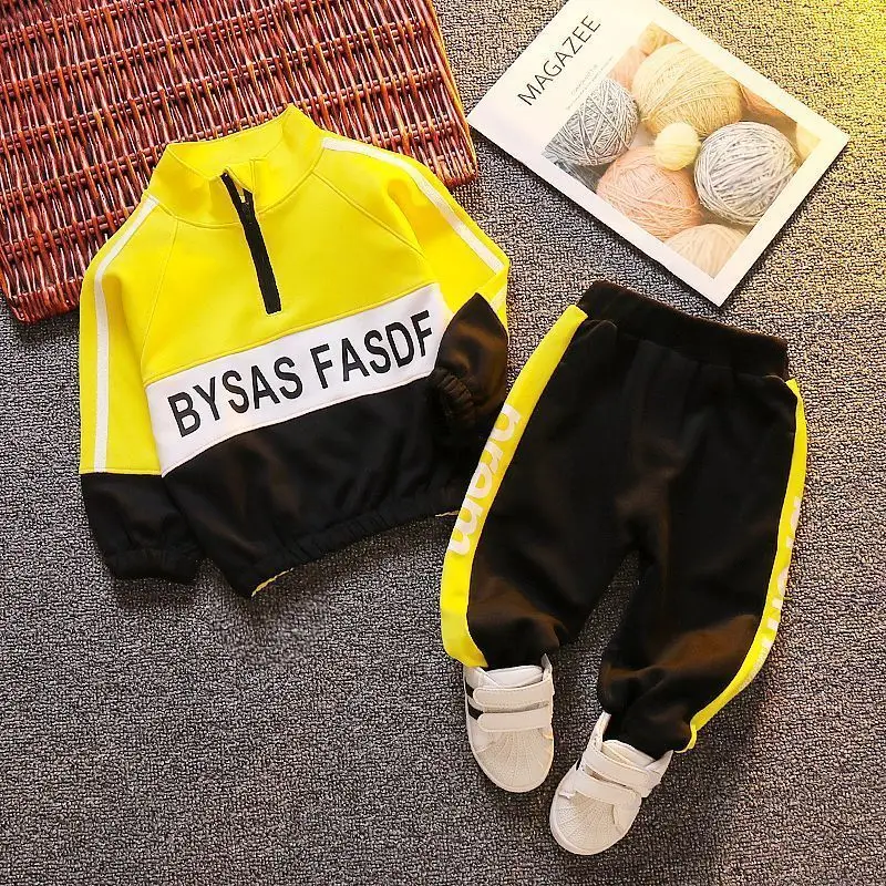 

1-4 Years Old Boys Spring And Autumn New Suit Splicing Letters Sweater Children'S Long-Sleeved Sports Pants Two-Piece Set