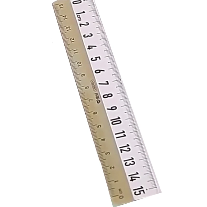 

Пластиковая линейка 15 см