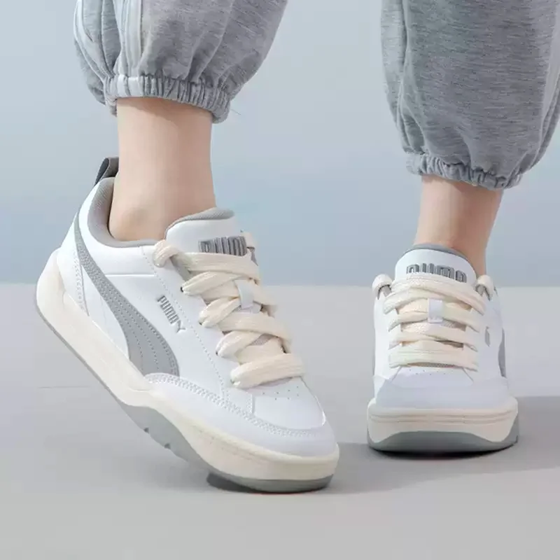 Фото Кроссовки PUMA белые с серым кожаным верхом, на толстых шнурках, с массивной подошвой, повседневные, для скейтбординга, 395084-01 №5