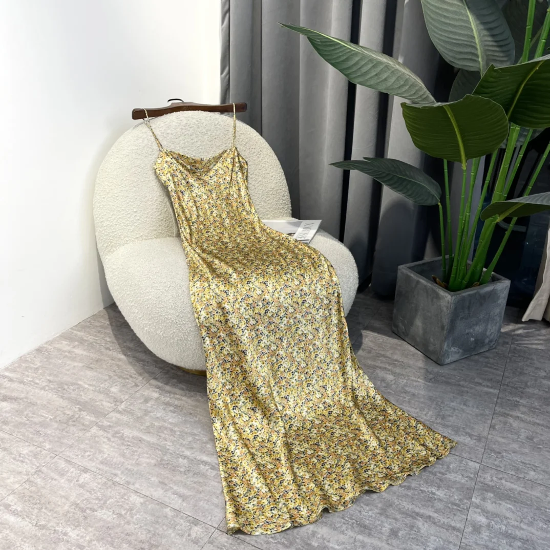 

Женское шелковое платье-комбинация с открытой спиной, желтое, оранжевое, зеленое платье-комбинация с принтом листьев, приталенная ткань, ле...