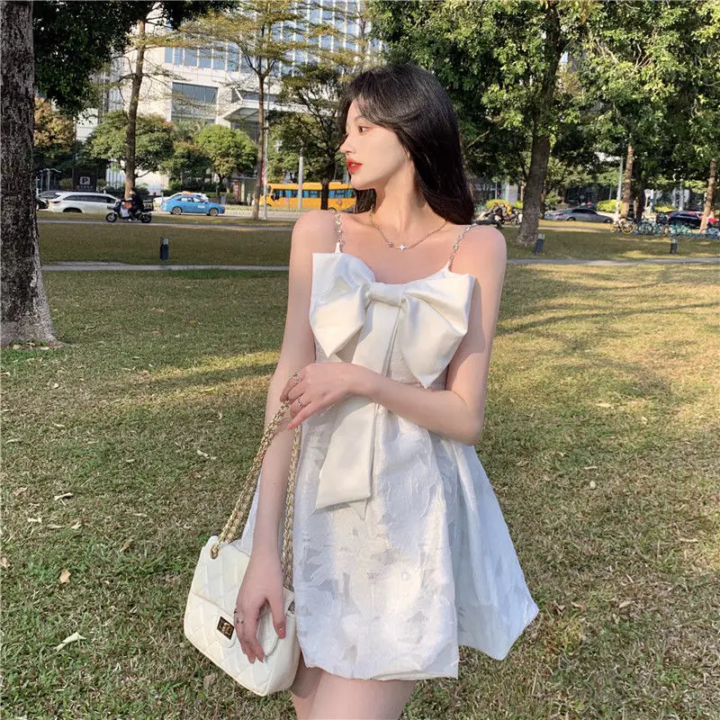 

Sweet Bow Small Summer New Three-Dimensional Jacquard Design Sense Fashion Slip Dress