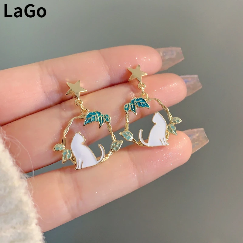 

Trendy Jewelry 925 Silver Needle Star Earrings Lovely Design Hot Sale Cartoon Metal Enamel White Cat Earrings For Girl Gift