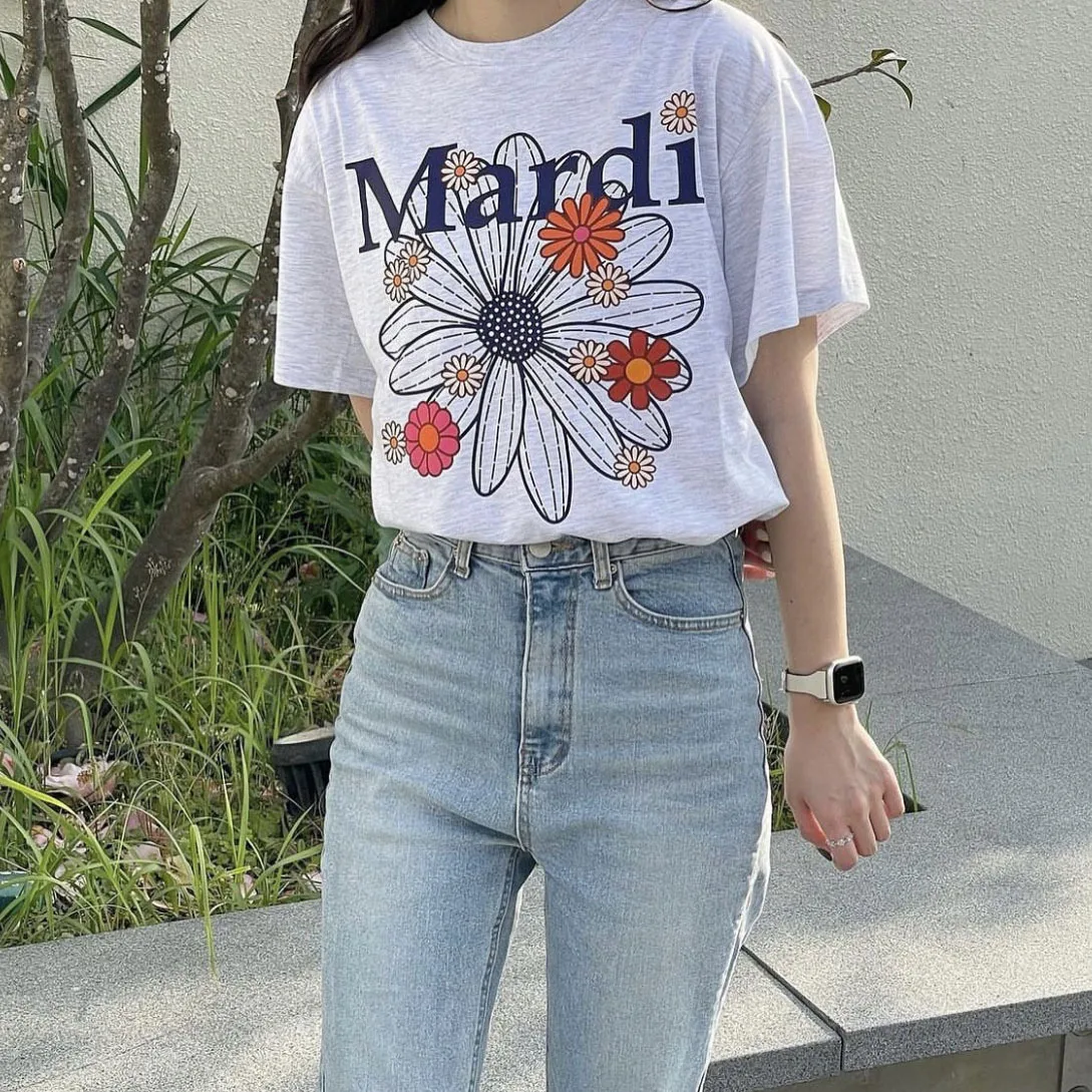 

2023 Korea Mardi Summer New Women's T-shirts Daisy Flower Print Pure Cotton T-shirt Loose Casual Short Sleeve Crewneck T-shirt