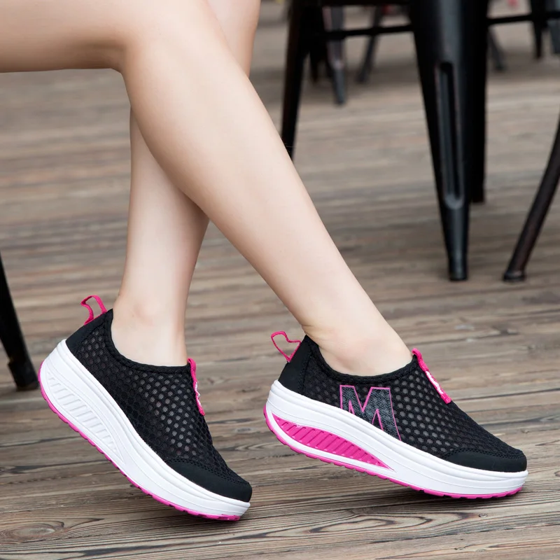 Women's Walking Shoes Ladies Slip on Fashion Fitness Tennis Trainers Breathable Shake Shoes Casual Mesh Platform Sneakers