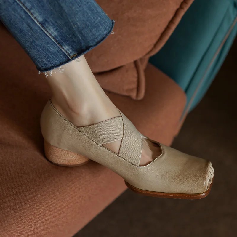 Туфли женские в ретро стиле квадратный носок перекрестная шнуровка повседневные