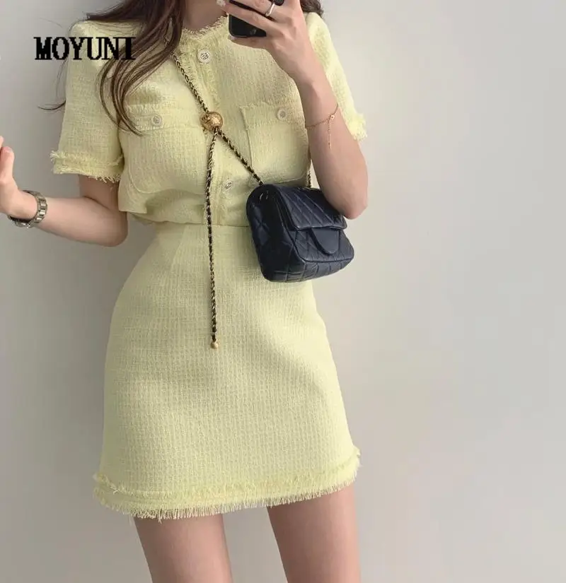 

Sexy Outfits Trajes Cortos Sukienka Zestawy Conjunto Femenino Round Short Sleeve Tweed Cardigan Jacket Mini Hip Skirts Summer