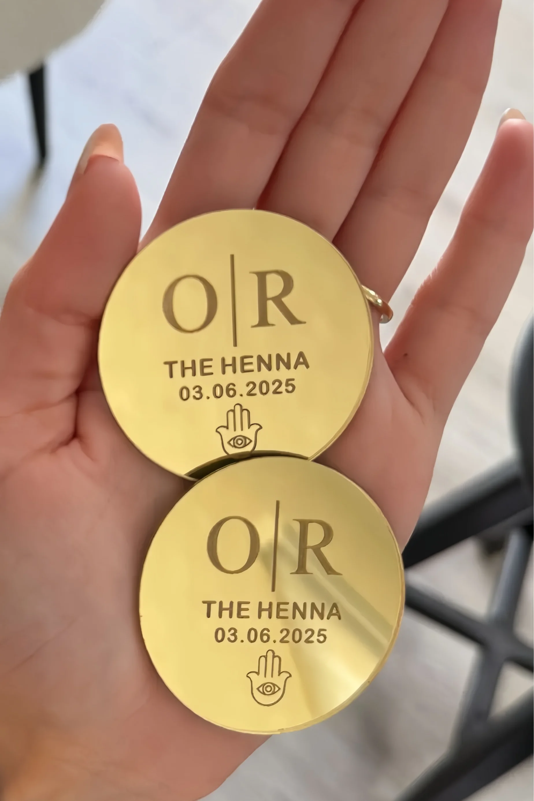 

Персонализированные акриловые бирки I MISS FLY для дня хны