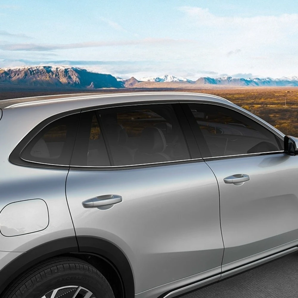 Фото Декоративная накладка на окно Geely Galaxy Starship7 EM-i, черная, внешние модифицированные детали №2