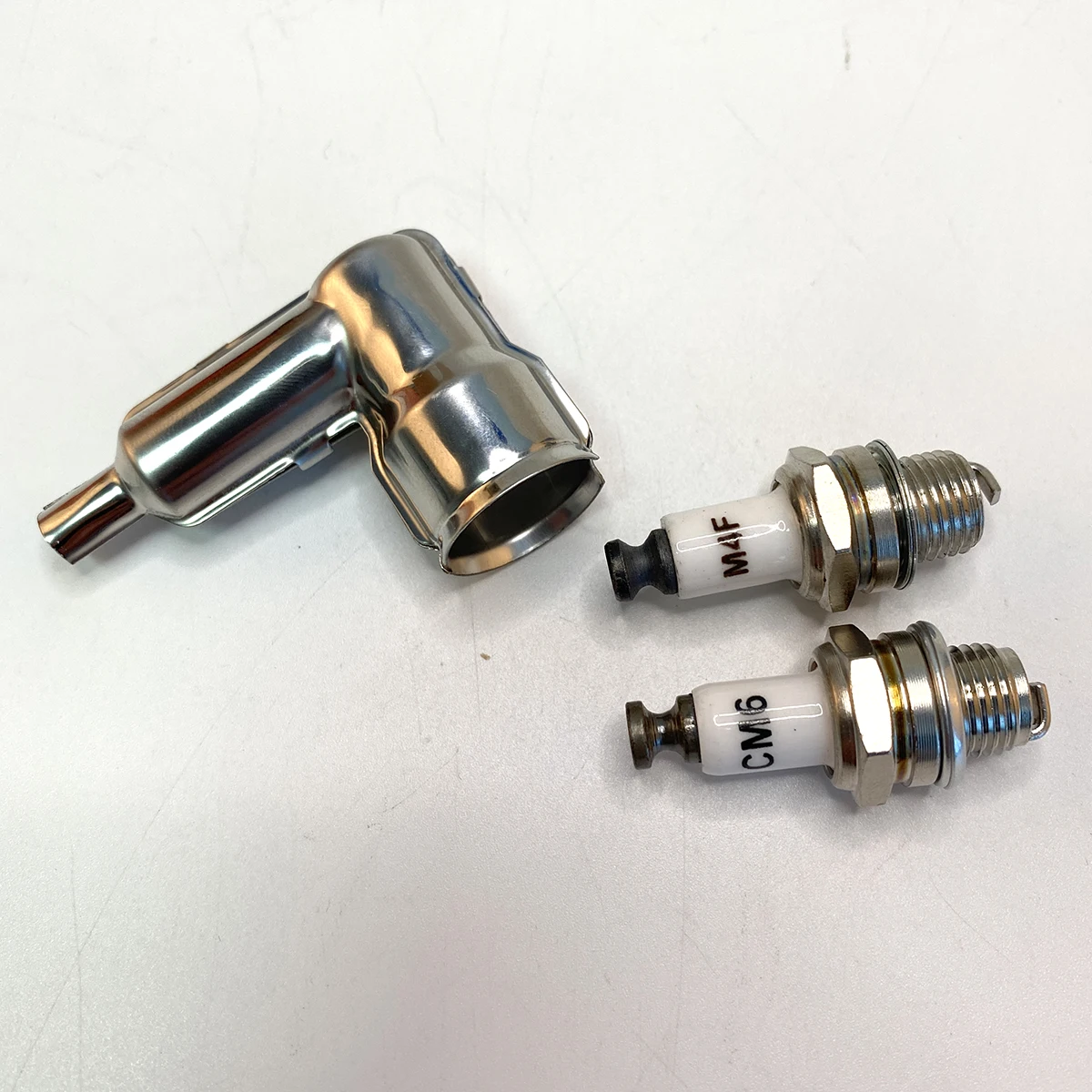 Крышка свечи зажигания двигателя RCGF CM6, оригинальная крышка высокого напряжения 90 градусов, набор защитных корпусов зажигания, подключенная модель двигателя, аксессуары (art.: 3920d1b6afb91) - 3920d1b6afb91