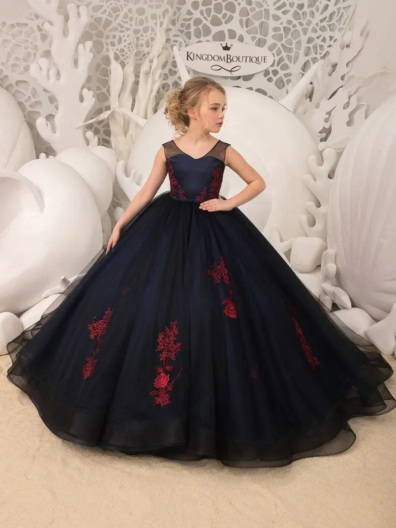 

Navy Blue Tulle Flower Girl Dresses V Neck Appliques Custom Made Ball Gown Boho Sleeveless Pageant Dress