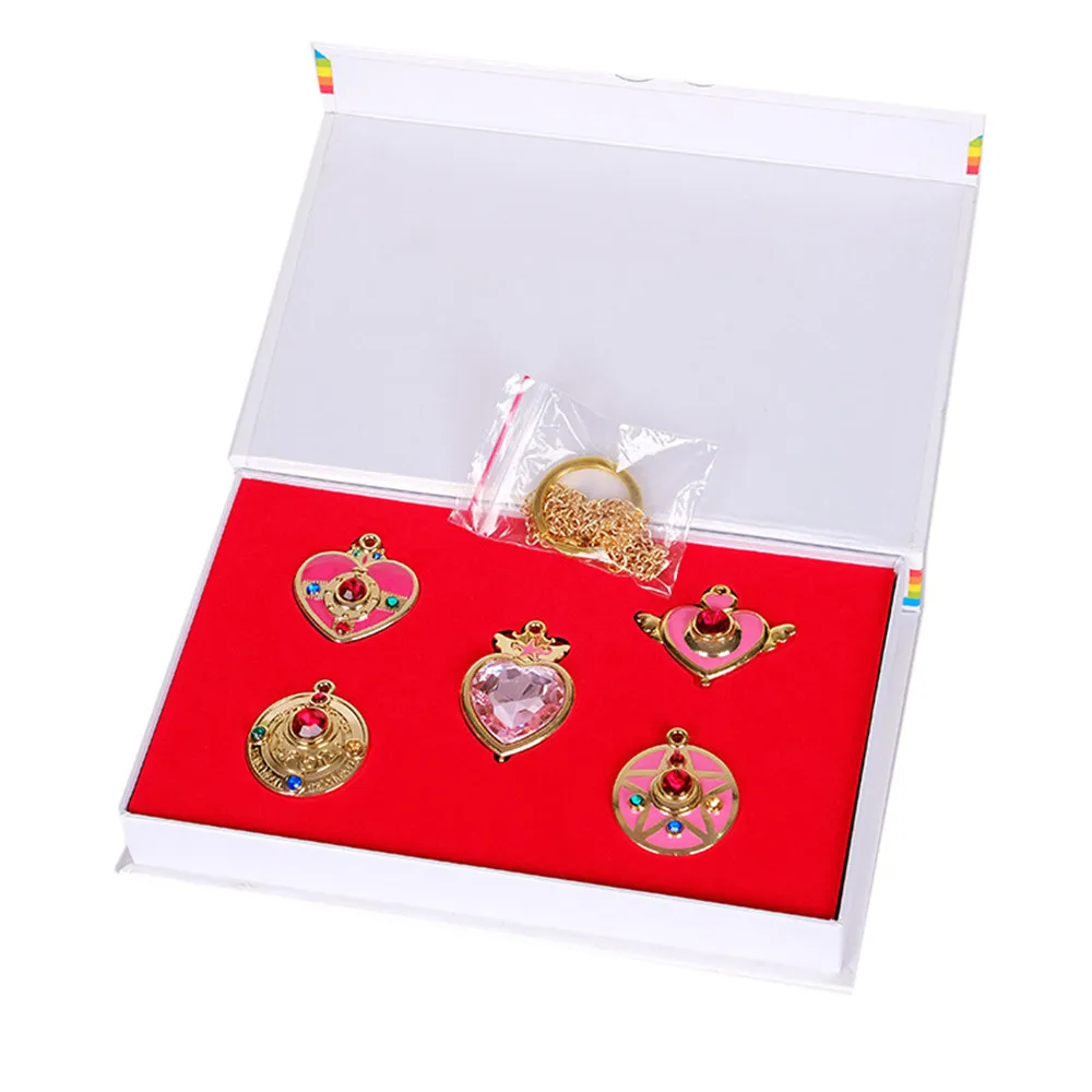 

5pcs/lot Anime Sailor Moon Tsukino Usagi Tuxedo Venus Pendant Necklace Set Cosplay Action Figure Cosplay Toys