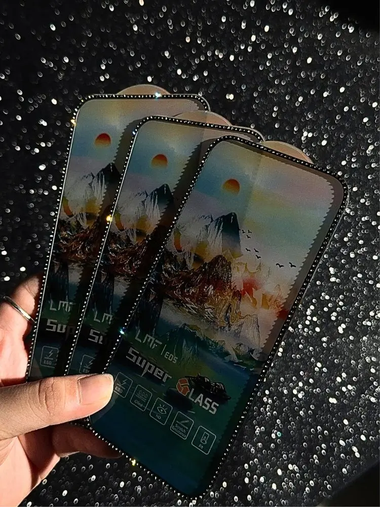 Роскошное алмазное стекло для iPhone 15 Pro Max 14 16 Plus 12 Блестящий протектор экрана со