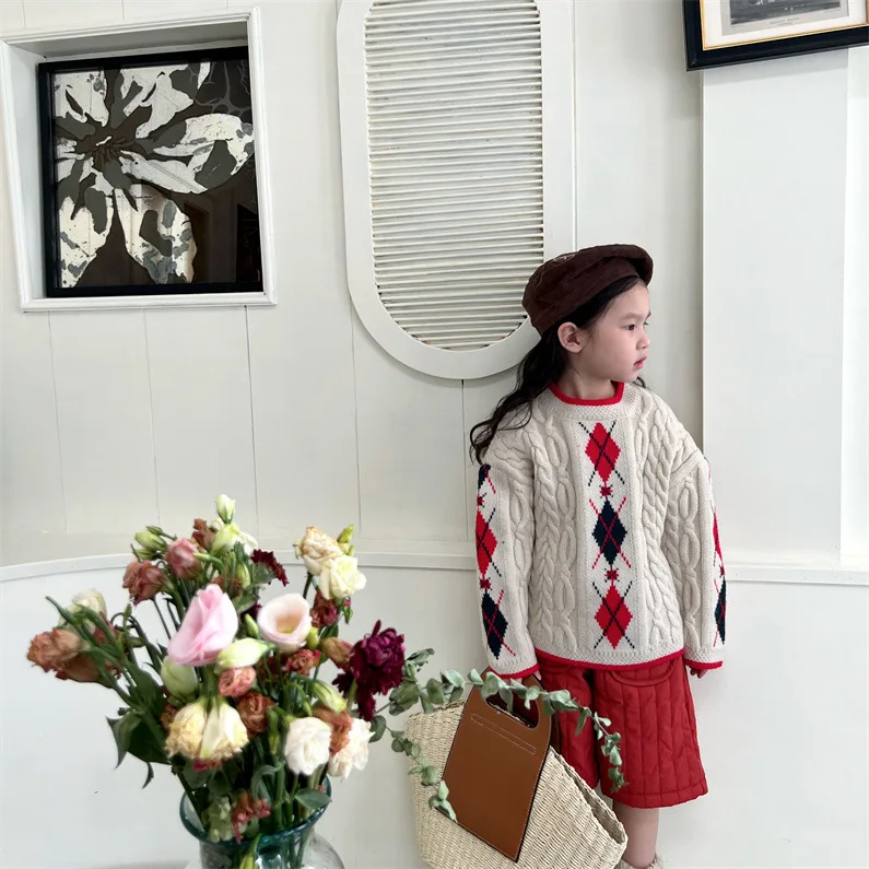 

2022 Autumn and Winter New Light Luxury Fashion Korean Kids Clothing Girls Thickened Diamond Grid Sweater Boutique Clothing