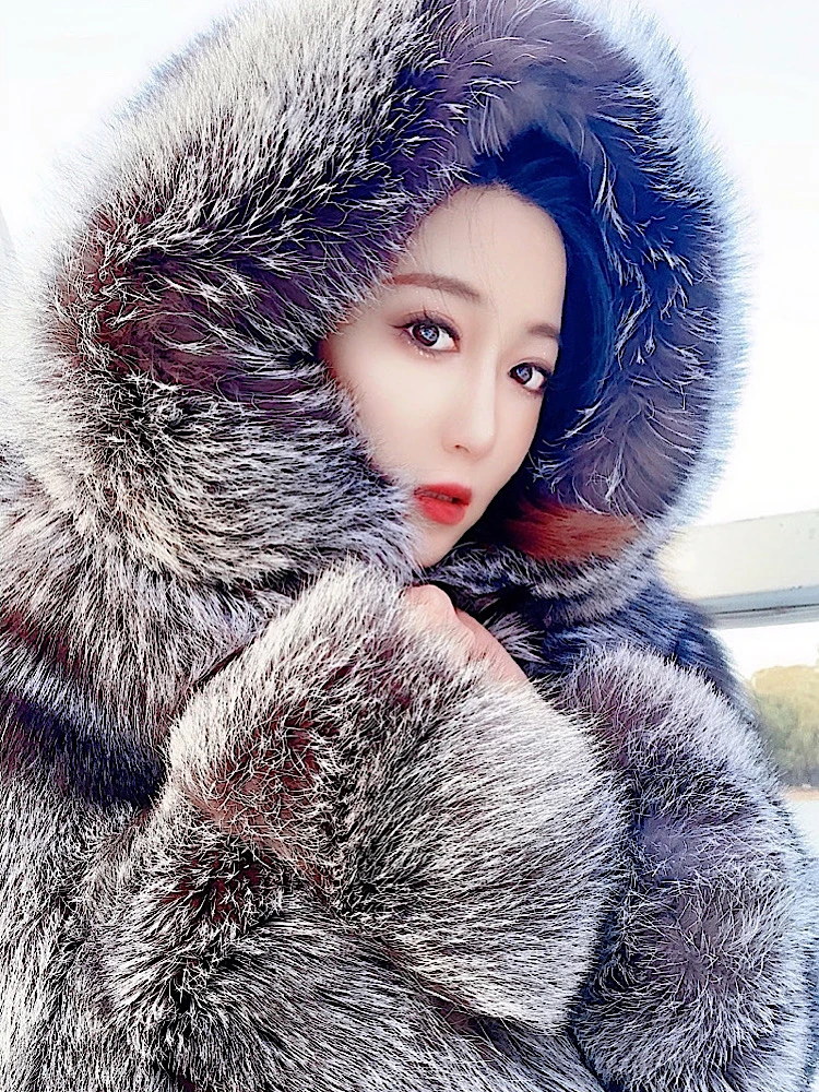 Women Winter Real Silver Fox Fur Coat Long Genuine Fur Jacket Fashion Luxury Natural Fur Streetwear Hood Plush Outerwear Brand