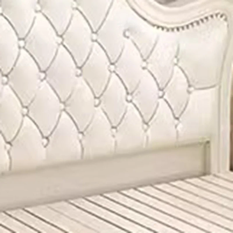 Уникальная двухместная кровать с мягкой обивкой в скандинавском стиле