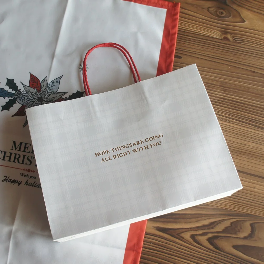 5 шт. Рождественская бумажная коробка в красную и черную клетку 2 размера на выбор